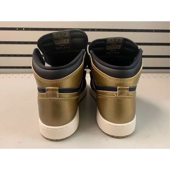 Jordan 1 Retro High OG Size 6Y Black/Metallic Gold [FD1437-071] Authentic & New! - Picture 5 of 7